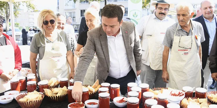 Bursa’da ev yapımı salça seferberliği