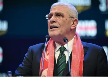 “Saray’dan partiler dizayn ediliyor”