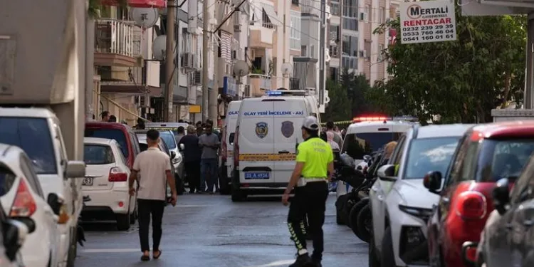 İzmir’deki karakol saldırısında şehit olan polis sayısı üçe yükseldi