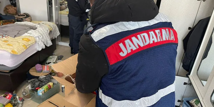 MİT’ten kişisel verileri casusluk faaliyetiyle yurt dışına aktaran şebekeye operasyon: 3 kişi tutuklandı