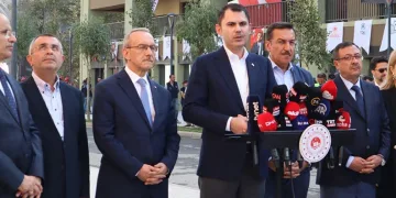 Bakan Kurum: “Şehirlerimiz her alanda ayağa kalkıyor”