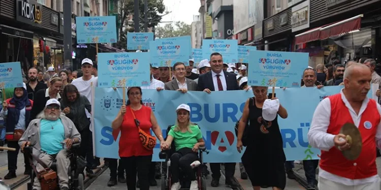 Bursalılar sağlık için yürüdü