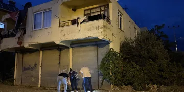 1 buçuk yaşındaki bebek balkondan düştü