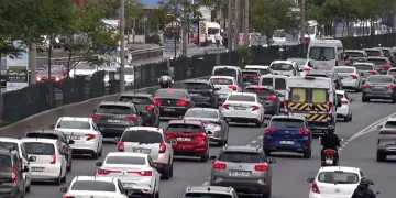 İstanbul’da trafik durma noktasına geldi