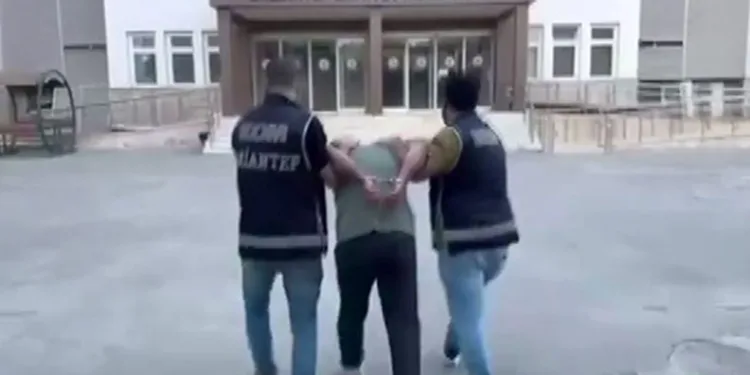 Gaziantep’te 13 adet tabanca ele geçirildi: 1 gözaltı