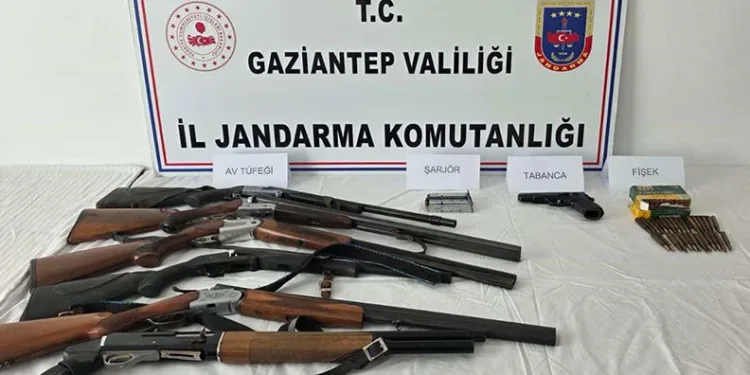 Gaziantep’te 20 adet kaçak silah ele geçirildi
