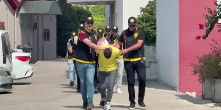 3 milyonluk altın çalan şüpheliler yakalanıp tutuklandı