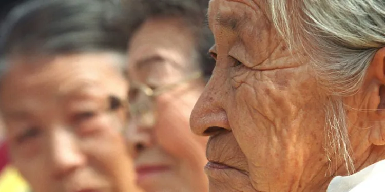 Japonya’da 100 yaş ve üzeri insan rekoru: 99 bini aştı