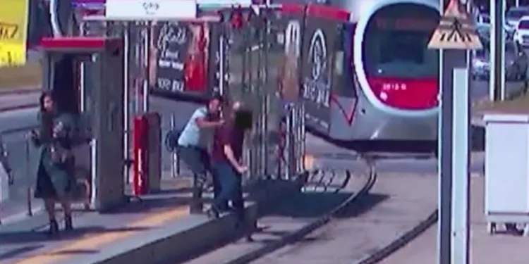 Güvenlik görevlisinin dikkati vatandaşın hayatını kurtardı
