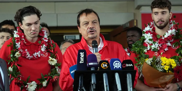 Ergin Ataman: “Bir gün bu takım Avrupa şampiyonu da olacak”