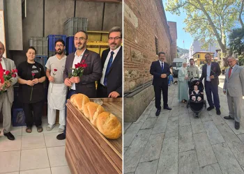 Mevlit Kandilini gül dağıtarak kutladılar