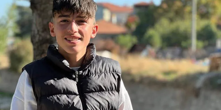 Babasının bıçakladığı çocuk hayatını kaybetti