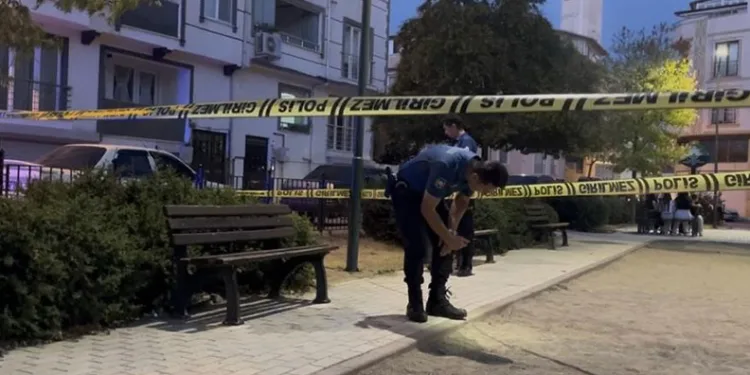 Bursa’da parktaki çocuğa yorgun mermi isabet etti: 1 gözaltı