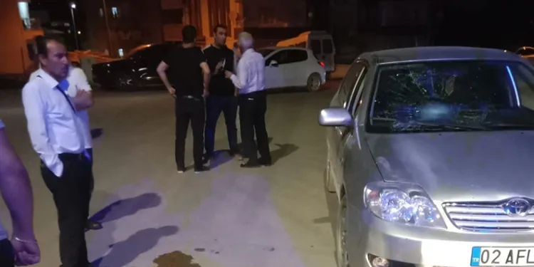 Otomobilin çarptığı çocuk ağır yaralandı
