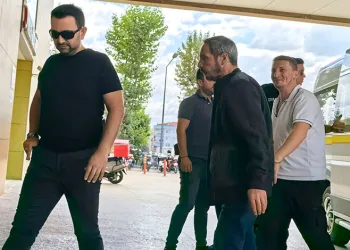 İnegöl’de aranan 2 şahıs yakalandı