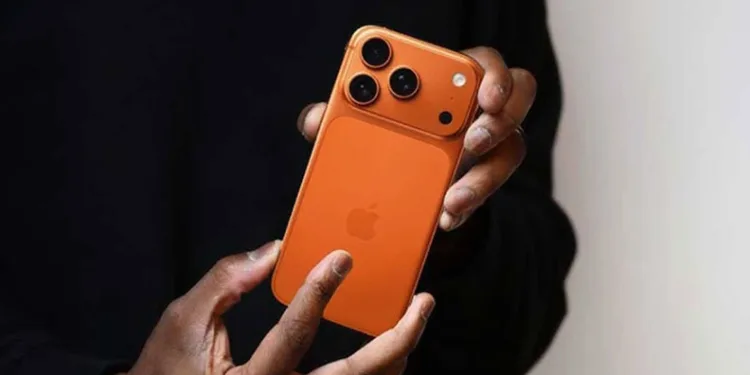 iPhone 17 ABD’de satışa çıktı