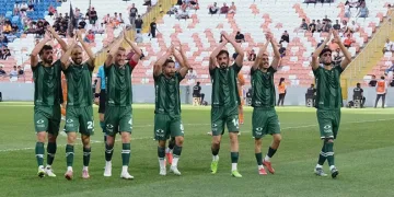 Bursaspor, Adanaspor’u 6-0 mağlup etti