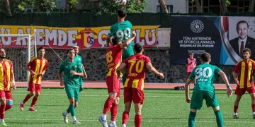 Bursa Nilüfer FK uzatmalarda yıkıldı