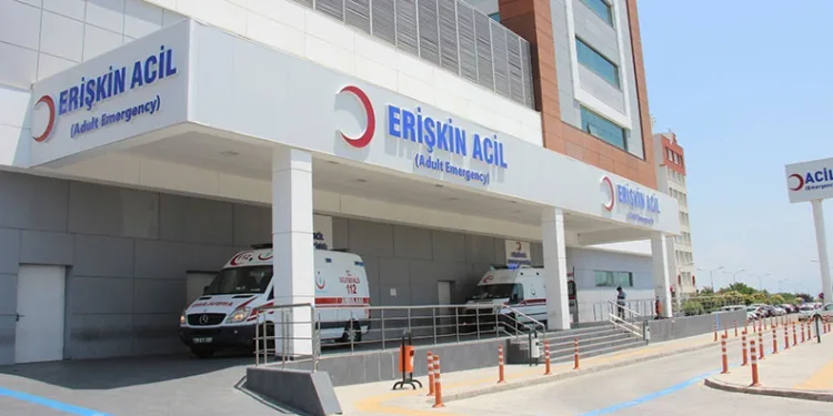 Attan düşen çocuk yaralandı