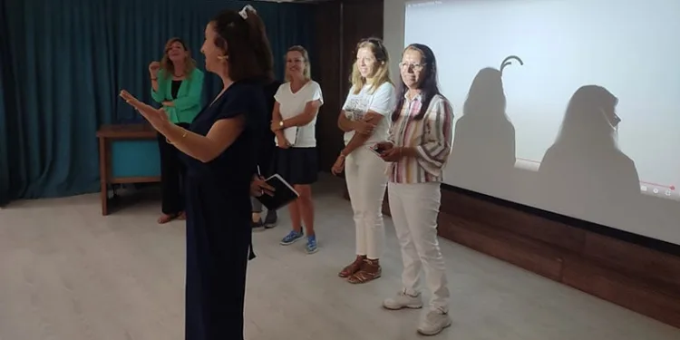 Bursa’da “Türkiye yüzyılı maarif modeli” eğitimleri başladı