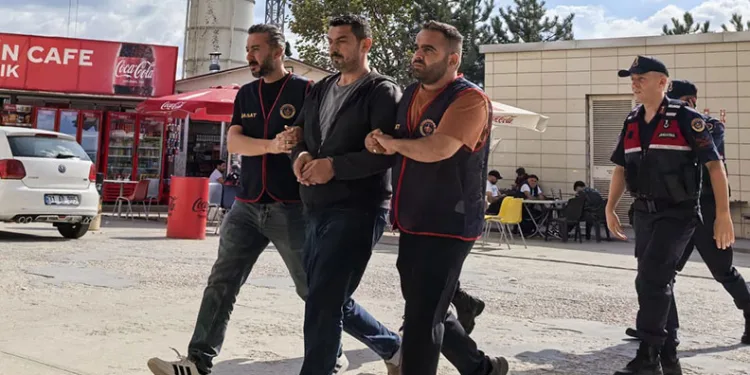 Bursa’da FETÖ firarisi yakalandı