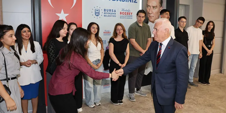Üniversite hayalleri, Büyükşehir’le gerçeğe dönüştü