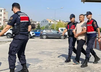 12 yıl hapis cezası olan şahıs jandarmadan kaçamadı