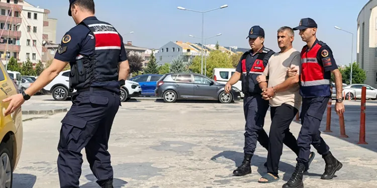 12 yıl hapis cezası olan şahıs jandarmadan kaçamadı