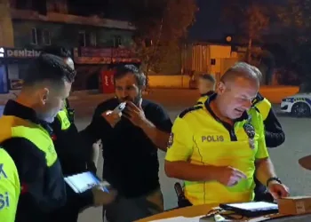Bursa’da aranan şahıs polis uygulamasında yakalandı