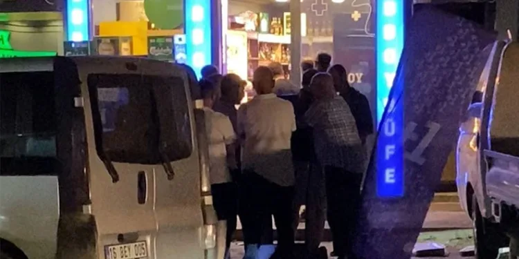 Bursa’da havalandırma boşluğuna düşen inşaat işçisi ağır yaralandı