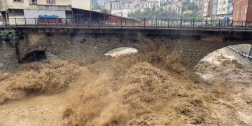Karadeniz’i sel vurdu
