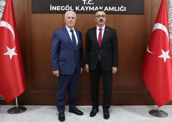 “Bursa’yı masa başında değil, halkımızla birlikte yönetiyoruz”