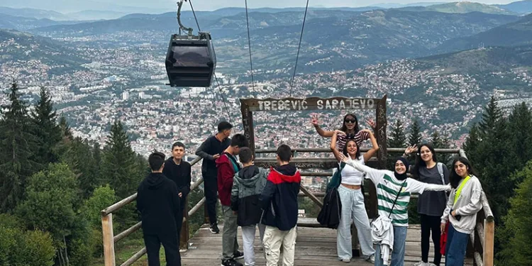 Başarılı öğrencilerin Saraybosna turu