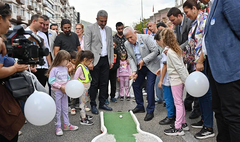 Haydi çocuklar, Heykel’de buluşuyoruz