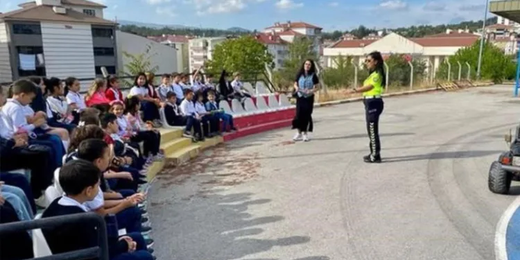 Kütahya’da 4.5 büyüklüğünde deprem