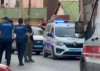 Anne ve 5 yaşındaki kızı evde ölü bulundu