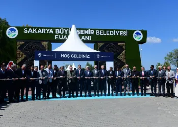 Sapanca’da Peyzaj ve Süs Bitkileri Fuarı Açıldı
