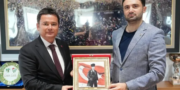 Erkan Aydın’dan Bursaspor’a moral ziyareti