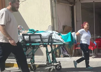 Kadıköy’de okul çevresinde denetim: 2 şüpheli gözaltına alındı