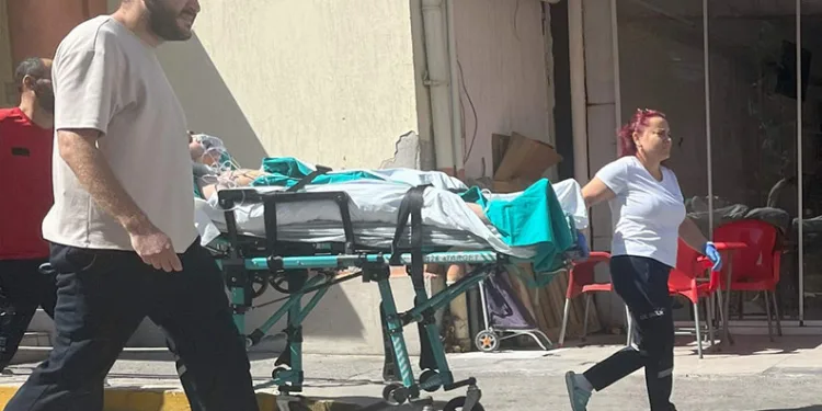 Kadıköy’de okul çevresinde denetim: 2 şüpheli gözaltına alındı