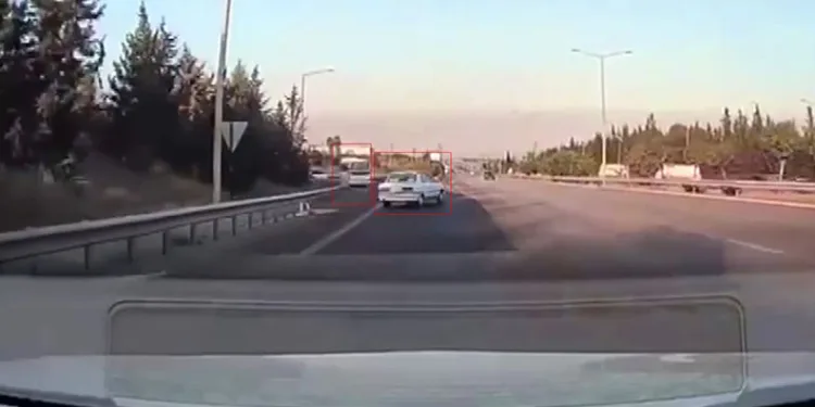 Manisa’da ahşap palet fabrikasında yangın