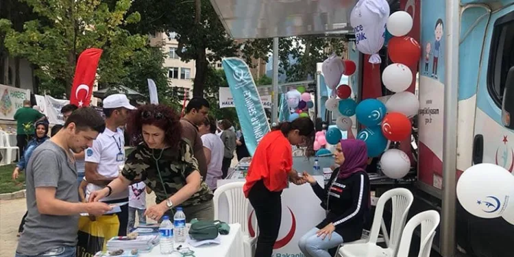 20 yıl hapis cezası ile aranıyordu.. Düğünde yakalandı ve tutuklandı