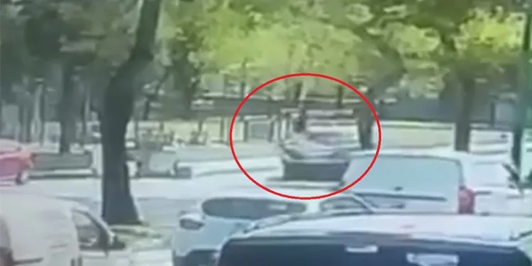 Bursa’da ticari aracın çarptığı adam hayatını kaybetti: Kaza anı kamerada