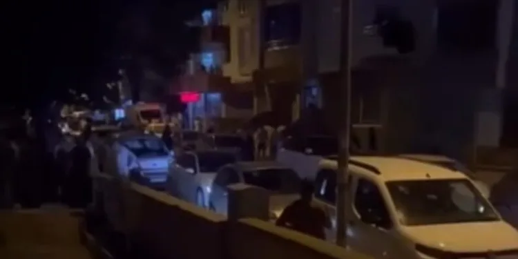 Sokak ortasında bıçaklanan yabancı uyruklu şahıs ağır yaralandı