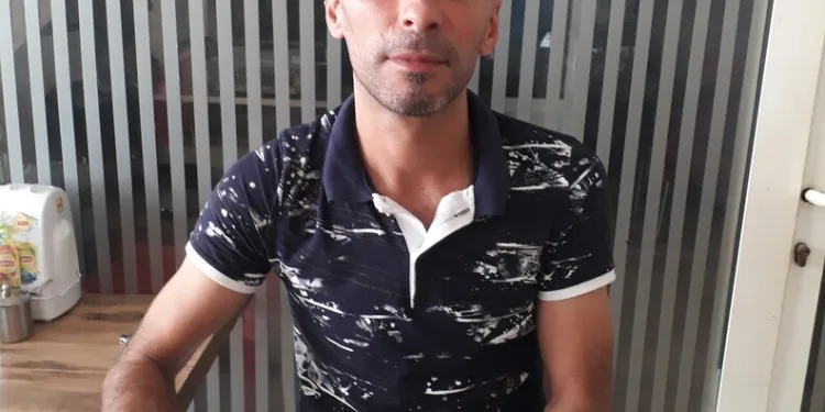 Rögar çukuruna düşen motosikletin sürücüsü ağır yaralandı