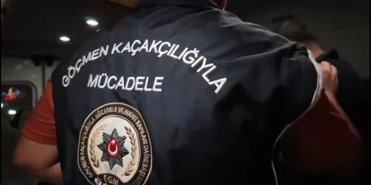 Katkı maddesi kullanılarak üretilen tonlarca domates posasına ve biber salçasına el konuldu