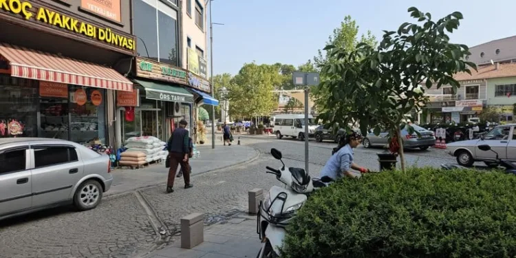 Mersin’de kaçak makaron operasyonu