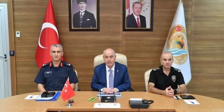 Mersin’de kaçak makaron operasyonu