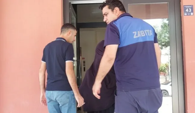 Ayı saldırısına uğradı: Canını ağaca tırmanarak kurtardı