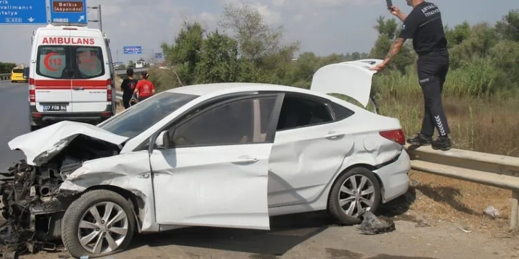 TEM Otoyolu’nda tırın dorsesi alev alev yandı